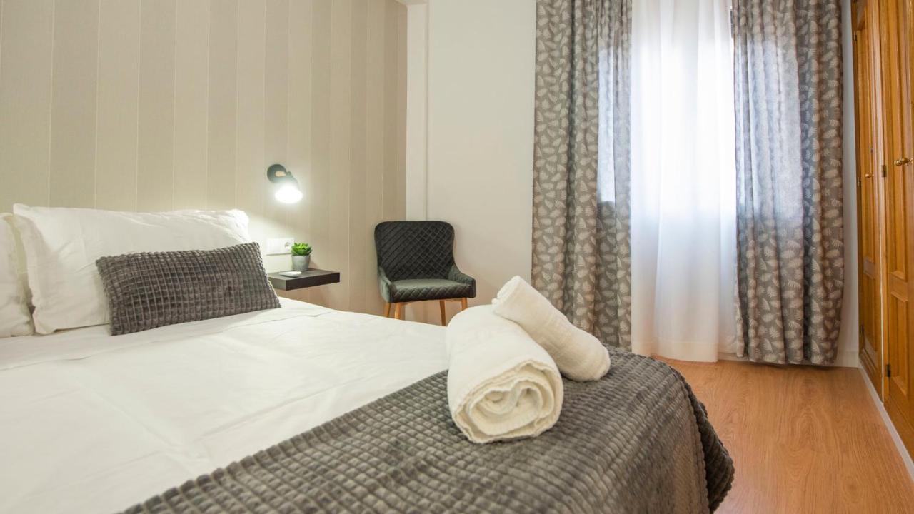 El Sueno De Carmelitas Con Parking Incluido - Apartamentos Aloha Толедо Экстерьер фото